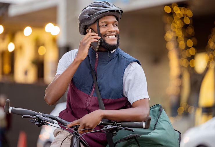 A FetchIt rider ready to deliver